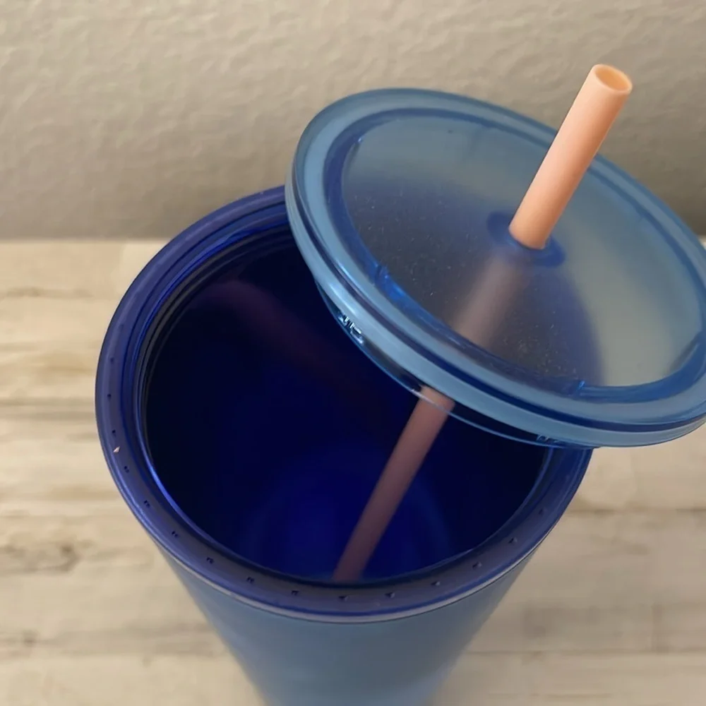 Starbucks 2023 Blue Floral Soft Touch 24 OZ Tumbler.